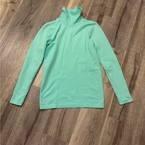 Athleta Women’s Mint Green Ribbed Top